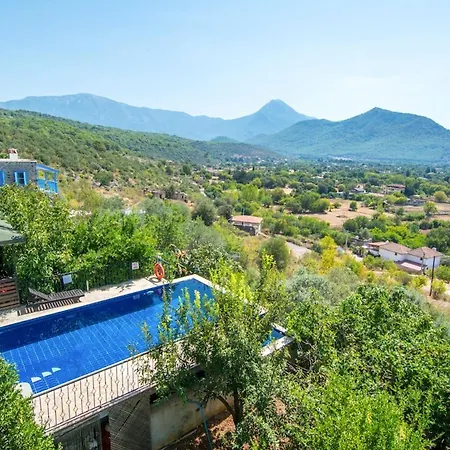 Belen Sleeps 6 With Pool Air Con And Wifi Villa